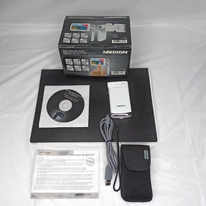 Medion videocamera digitale super sottile Full HD con touchscreen X47002 (MD 86232) - Foto 1 di 12
