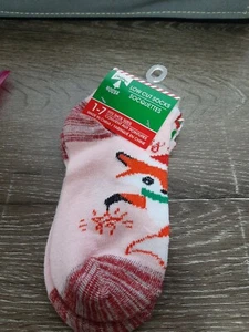 Christmas House Girls Christmas Fox Socks. Fits shoe size 1-7. New Low cut  - Picture 1 of 6