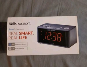 Emerson Smart Set Bluetooth Speaker USB Charger FM Dual Alarm Digital Clock - Picture 1 of 7