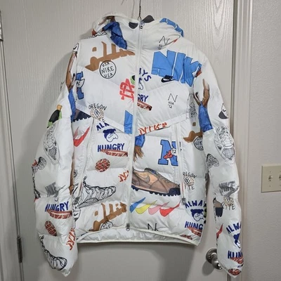 Jaqueta Nike Bold School Windrunner STORM-FIT FZ2288-133 Masculina Tamanho M $220 Nova - Imagem 1 de 4