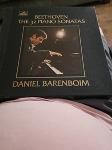 Ludwig Van Beethoven & Daniel Barenboim the 32 Piano Sonatas (12xLP Box Set) - Picture 1 of 3