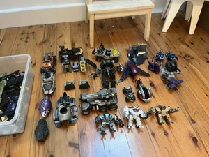 Halo mega bloks lot. Everything Is There Including Instructions For Each Set. - Picture 1 of 9