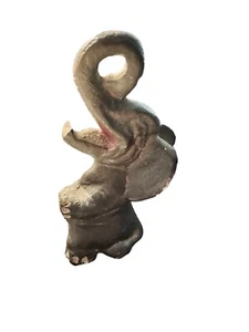 VINTAGE Cast Iron Happy Elephant Bottle Opener. Good Luck Decor Decoration Metal - Picture 1 of 6