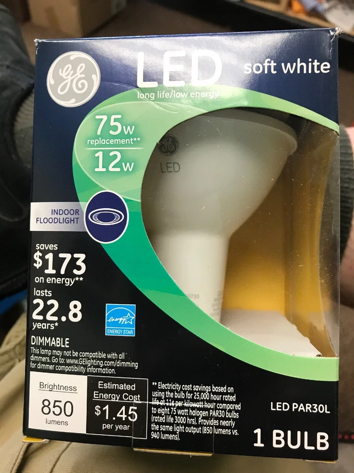 GE LED Bulb [3 pack] 96847 12W/75W Soft White Dimmable Indoor Floodlight - Image 1 of 4