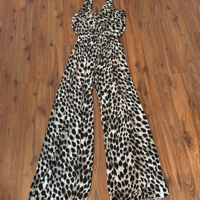 INC iinternational concepts吊带豹纹连身裤超小号阔腿裤 — 第 1/4 张图片