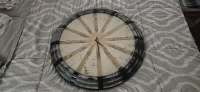 The Bombay Co. Reloj de Pared Gris Grande 23.5" Números Romanos Necesita Baterías  Foto 1 de 4