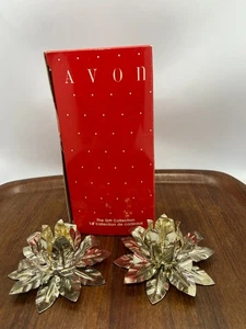 Juego de 2 candelabros florales en capas chapados en plata vintage de los años 90 - Avon - Imagen 1 de 5