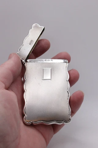 Lovely Sterling Silver engine turned Visiting card case Birmingham 1933 Cover