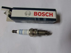 Bosch YR7LPP332W Double Platinum Spark Plug, Set Of 4  - Picture 1 of 3