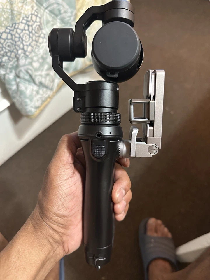DJI Osmo Mobile Gimbal Stabilizer for Smartphones - Black ZM01 - Image 1 of 4