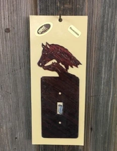 Lazart Rustic Mare and Colt Collector's Series Pferde Lichtschalter Abdeckplatte - Bild 1 von 1