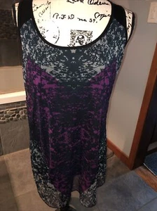 Women’s Cabi Heart Red/Black/Gray Long Stretch Tank Top Size Medium - Picture 1 of 12