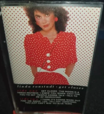 LINDA RONSTADT Get Closer  (Cassette Tape) 📼 Oct-1990, Elektra Entertainment VG - Image 1 of 4