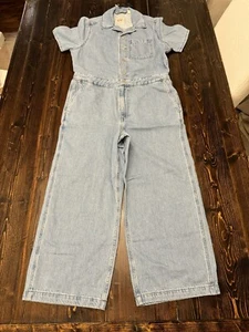 Levi's Short-Sleeve Heritage Women’s Jumpsuit, Button Down, 100% Cotton, Medium - Picture 1 of 11