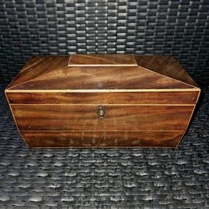 Regency Periode Sarkophag geformte Rosenholz Teedose um 1810 - Bild 1 von 10
