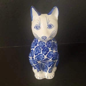 Vintage Large Cat Figurine Statue 8" White And Blue Made In Thailand - Imagen 1 de 8