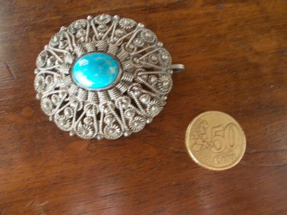 Grande spilla ciondolo vintage filigrana d'argento e pietra cabochon - Immagine 1 di 1