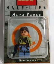 Custom Carded Alyx Vance Minifigure from the Half-Life Universe