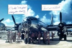 PAUL TIBBETS & THEODORE (DUTCH) VAN KIRK Signed 12x8 Photo Display ENOLA GAY COA - Picture 1 of 1