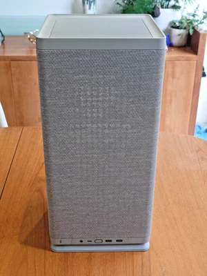 Fractal Design "Mood" Computer Case (for mini-ITX motherboard) - Light Grey - Image 1 of 4