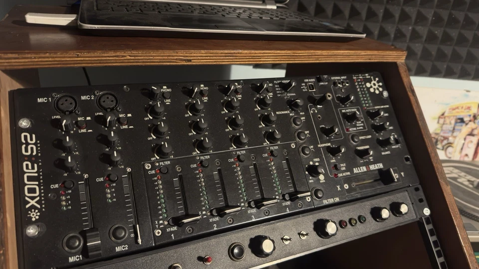 Allen & Heath Xone:S2 – Mezclador DJ analógico profesional 4 canales - Imagen 1 de 1