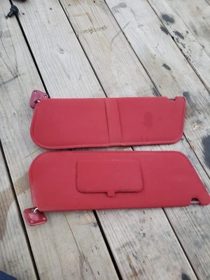 Juego de pares de parasoles rojos Ford Bronco F150 F250 F350 1992-1996  Foto 1 de 4