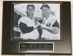 MICKEY MANTLE-ROGER MARIS 1961 61* YANKEES FRAMED 8X10 PHOTO-12X15 WALL PLAQUE - Picture 1 of 4