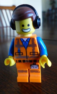 Lego Emmet TLM148 Awesome Remix The Lego Movie Series 2 Minifigure   -   79 - Image 1 of 2