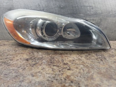 Conjunto de faros halógenos derechos Volvo OEM 31214790 se adapta a C70 2011-2013 leer Foto 1 de 4