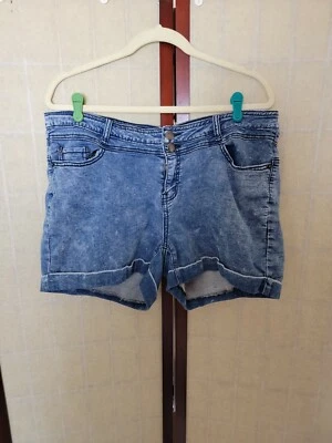 BONGO Plus 蓝色酸溅牛仔裤短裤女式 20W 码 — 第 1/4 张图片