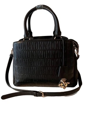 Bolso de Mano DKNY Clásico Logo Paige Mediano Negro MD Cartera con Correa Bandolera Foto 1 de 4