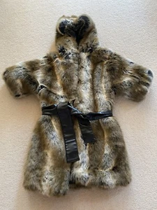 New MNG Faux Fur Hooded Coat Jacket Penelope Cruz Limited Edition XS RRP$300 - Picture 1 of 12