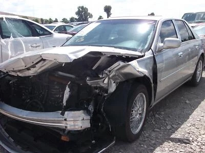 Consola central inferior delantera usada se adapta a: Cadillac Dts 2008 piso delantero grado inferior Foto 1 de 4