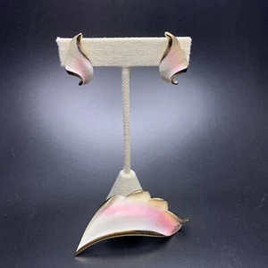 Pastell Emaille Brosche zum Aufstecken Ohrringe Set Rosa Weiß Gelbgold Ton Vintage - Bild 1 von 7