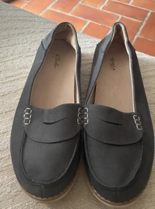 Olukai Women Okika Leather Loafer Slip on shoes sz 7 - Picture 1 of 7
