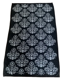 VERA BRADLEY Chandelier Noir Black White Soft Fleece Plush Throw Blanket 80x50" - Picture 1 of 15