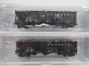 Buford Shops-N GEORGIA 14 Panel Rib Side Hopper Cars (2 Car Set / 2 Car #'s) Neu in OVP - Bild 1 von 1