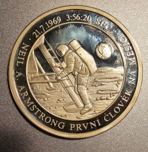 Medalla de plata a prueba de la República Checa primer aterrizaje en la luna 1969 Armstrong - Imagen 1 de 4