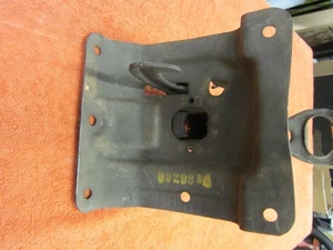 NOS 1968 CHEVROLET IMPALA CAPRICE BEL AIR HOOD LATCH ASSEMBLY GM 3929814 - Picture 1 of 3