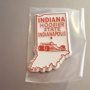 Casa rodante de viaje Indiana Hoosier State con imán de refrigerador Indianápolis de 2 pulgadas - Imagen 1 de 3