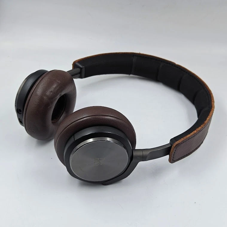 Auriculares Inalámbricos Bluetooth Bang & Olufsen BeoPlay H8 (Solo AUX) - Imagen 1 de 4