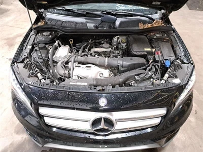 Puntal lado del conductor Lh 2015 Gla250 Sku#4022816 Foto 1 de 4