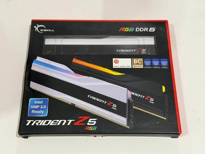 G.Skill Trident Z5 RGB 64 GB 2 x 32 GB DDR5 6000 MT/s CL30 Blanco Memoria PC RAM Foto 1 de 2