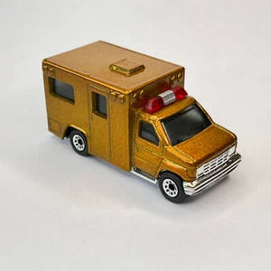 Matchbox Ambulance Gold CHALLENGE One of 10,000 Edition Mint - Picture 1 of 7