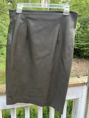 Saia lápis Philosophy Republic Clothing couro sintético carvão tamanho 6 - Imagem 1 de 4