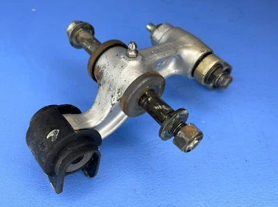 Yamaha TTR225 2002 OEM Dogbone trasero acoplamiento acoplamiento 4VW-F217A-00-00 Foto 1 de 4