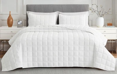 Chezmoi Collection Cosmo 3-Piece Tencel Modal Blend Square Stitched Quilt Set - Image 1 of 4