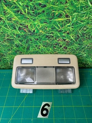 2009-2015 捷豹 XF 后屋顶顶顶灯 8X23-MBBS-A 原始设备制造商 — 第 1/4 张图片