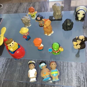 Fisher-Price Little People Konvolut 12 Figuren Davon 6 Tiere - Bild 1 von 1