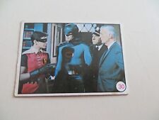BATMAN BAT LAFFS PUZZLE BACK GUM CARD # 30, BATMAN & ROBIN & COMMISSIONER GORDON